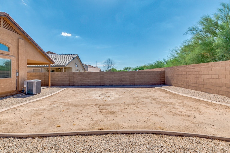 Photo 19 of 21 - 1298 W Hereford Dr, San Tan Valley, AZ 85143