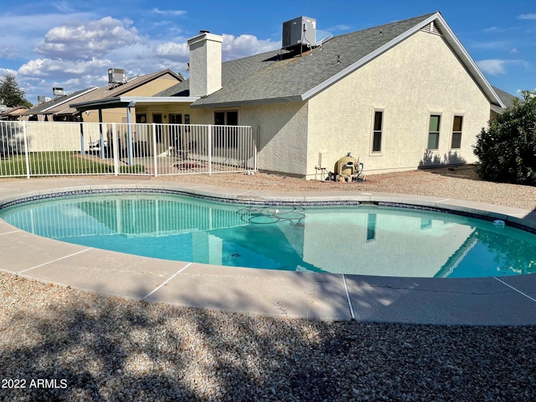 Photo 1 of 20 - 644 W Wagner Ct, Gilbert, AZ 85233