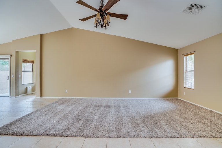 Photo 5 of 23 - 2837 E Pinto Valley Rd, San Tan Valley, AZ 85143
