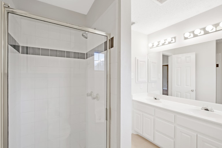 Photo 23 of 24 - 2504 Pinegrove Cir, Arlington, TX 76006