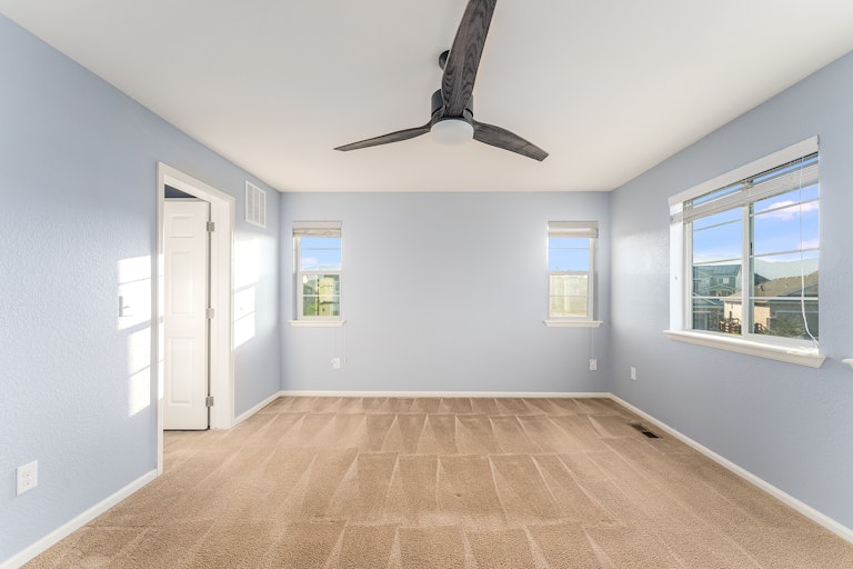 Photo 10 of 19 - 9330 Dunraven St, Arvada, CO 80007