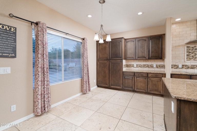 Photo 15 of 61 - 7284 W Avenida Del Sol, Peoria, AZ 85383