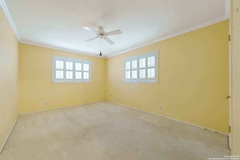 Photo 19 of 29 - 2035 Morning Dove St, San Antonio, TX 78232
