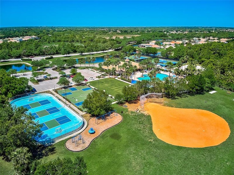 Photo 43 of 51 - 11815 Tempest Harbor Loop, Venice, FL 34292