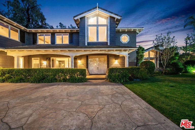 Photo 40 of 43 - 11706 Chaparal St, Los Angeles, CA 90049