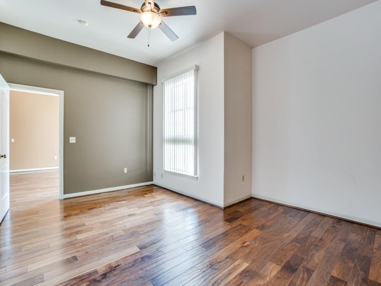 Photo 14 of 33 - 3225 Turtle Creek Blvd #1429, Dallas, TX 75219