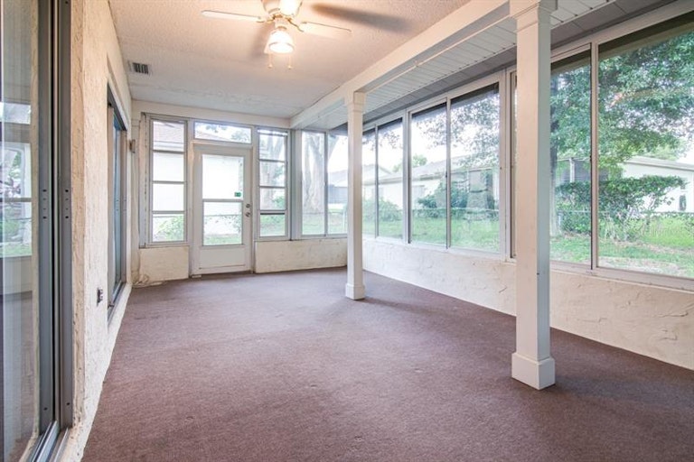 Photo 31 of 43 - 8806 Shenandoah Ln, Hudson, FL 34667