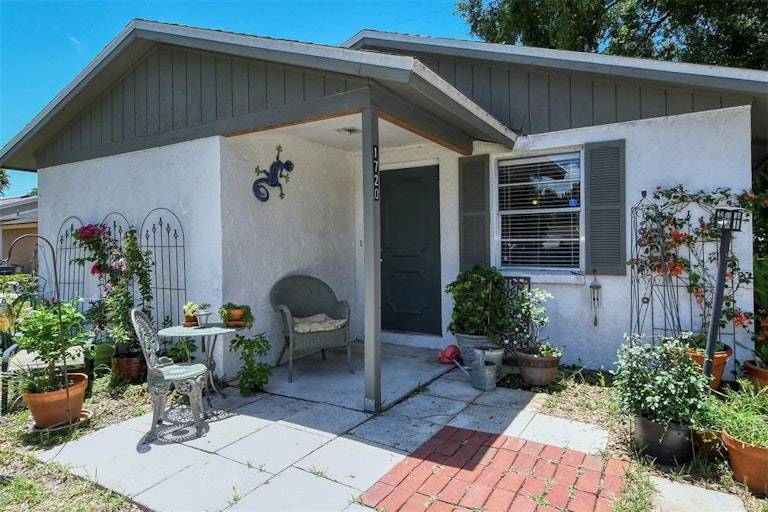 Photo 19 of 67 - 1720 Chester Ave, Sarasota, FL 34234