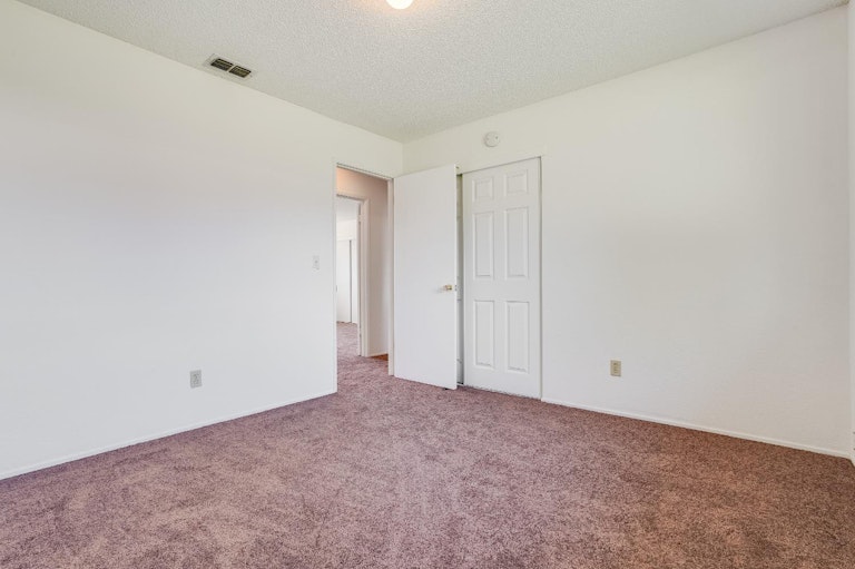 Photo 25 of 36 - 4636 Baywind Dr, Sacramento, CA 95838