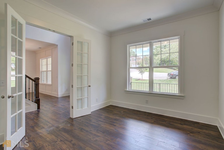 Photo 6 of 32 - 3001 Fairway Dr, Villa Rica, GA 30180