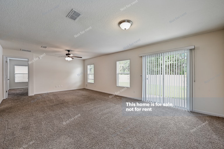 Photo 3 of 29 - 2597 King Louis Dr, Jacksonville, FL 32254