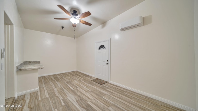 Photo 11 of 36 - 3918 S Cook St, Tucson, AZ 85746