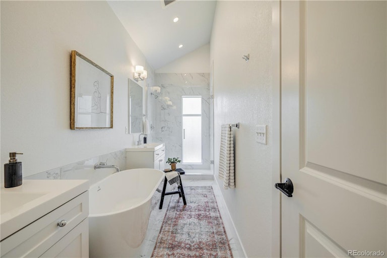 Photo 24 of 40 - 3422 S Grant St, Englewood, CO 80113