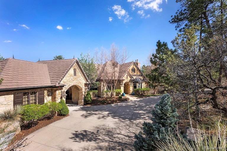 Photo 2 of 40 - 103 Coulter Pl, Castle Rock, CO 80108