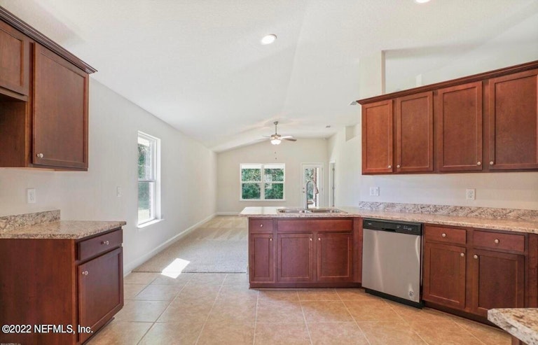 Photo 24 of 27 - 9374 Westminster Oaks Dr, Jacksonville, FL 32219