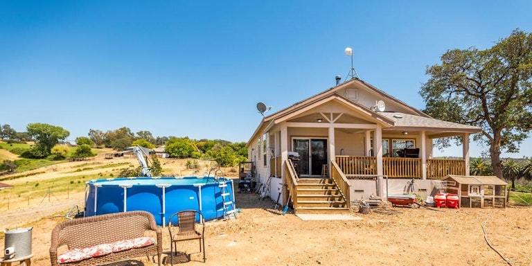 Photo 21 of 47 - 2191 Auburn Rd, Lincoln, CA 95648