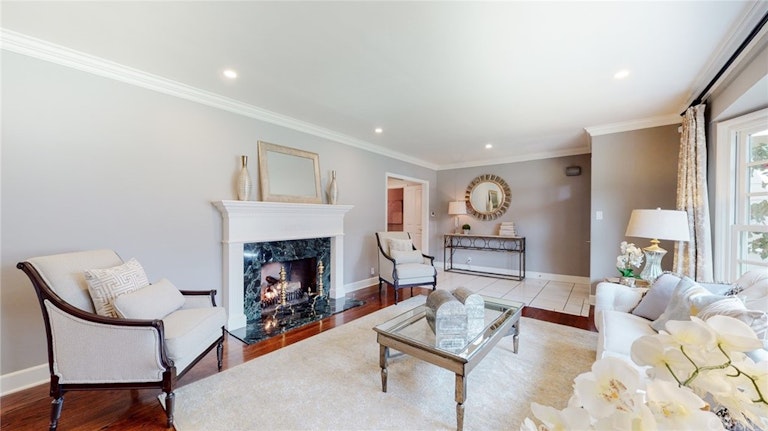 Photo 6 of 55 - 916 Panorama Dr, Arcadia, CA 91007