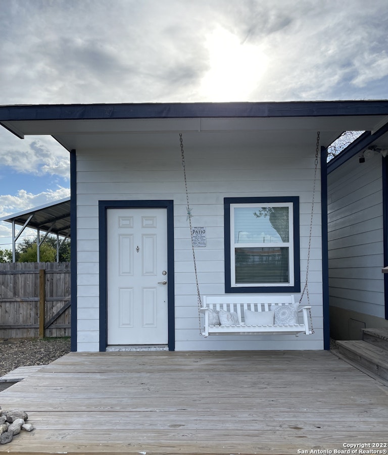 Photo 20 of 24 - 340 N San Felipe Ave, San Antonio, TX 78237