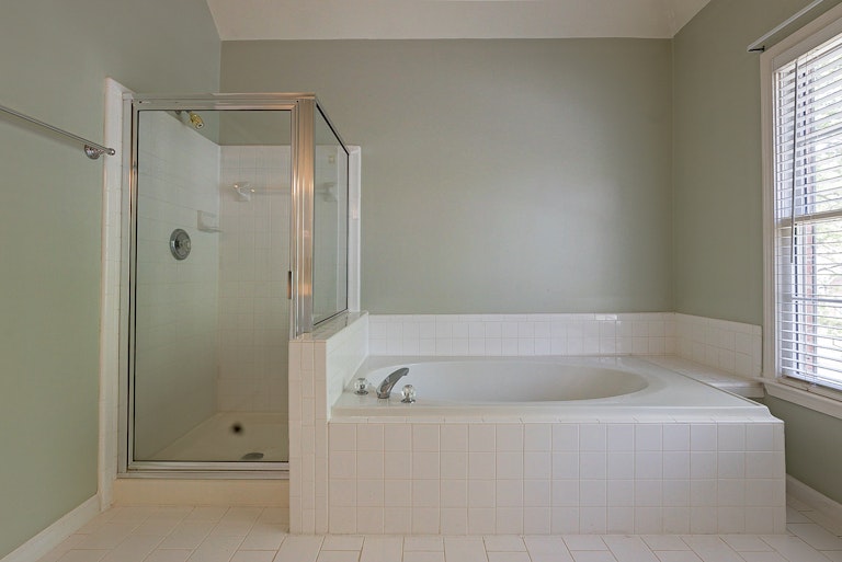 Photo 6 of 34 - 1730 Waters Ferry Dr, Lawrenceville, GA 30043