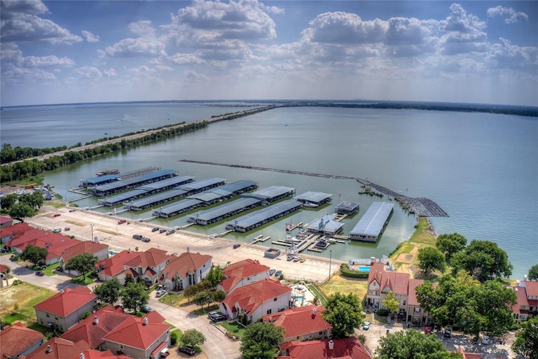 Photo 38 of 39 - 2914 Starboard Dr, Rockwall, TX 75087