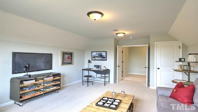 Photo 42 of 68 - 432 Bluffberry Way, Hillsborough, NC 27278