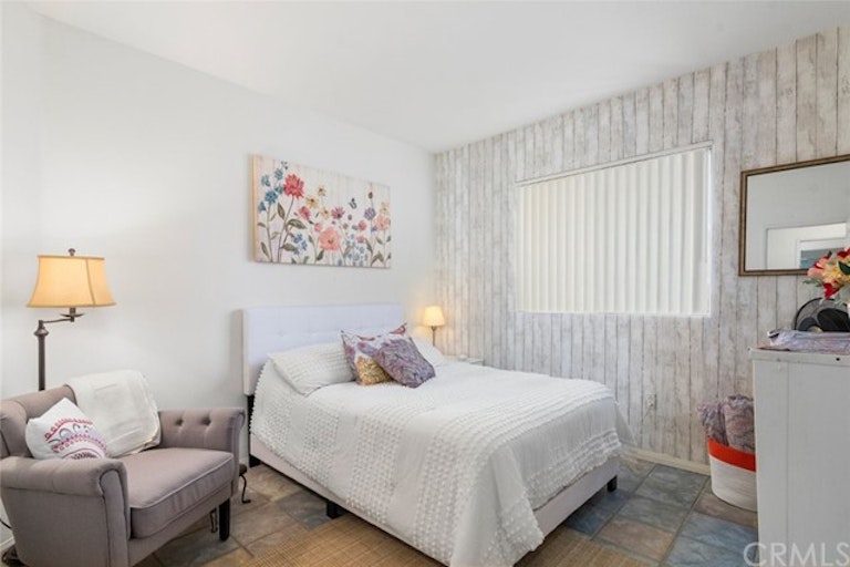 Photo 21 of 39 - 2077 Saint Emilion Ln, San Jacinto, CA 92583