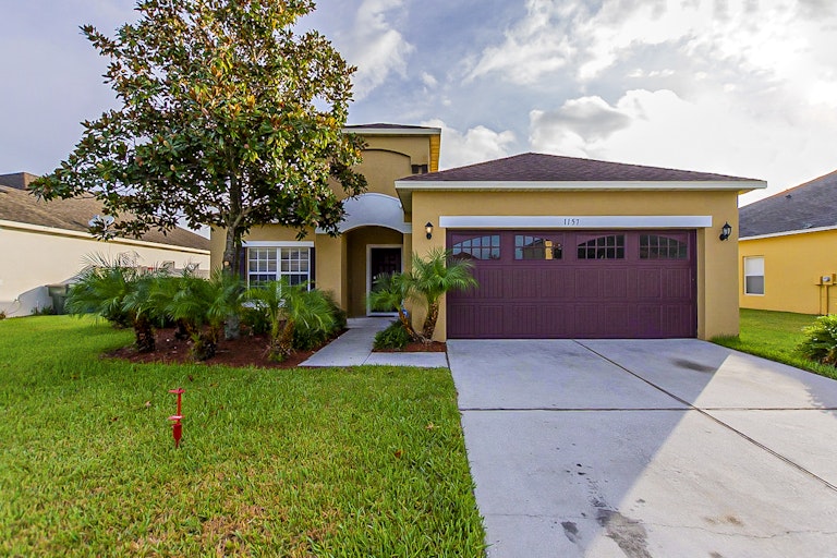 Photo 1 of 20 - 1157 Maplebrook Dr, Lake Alfred, FL 33850