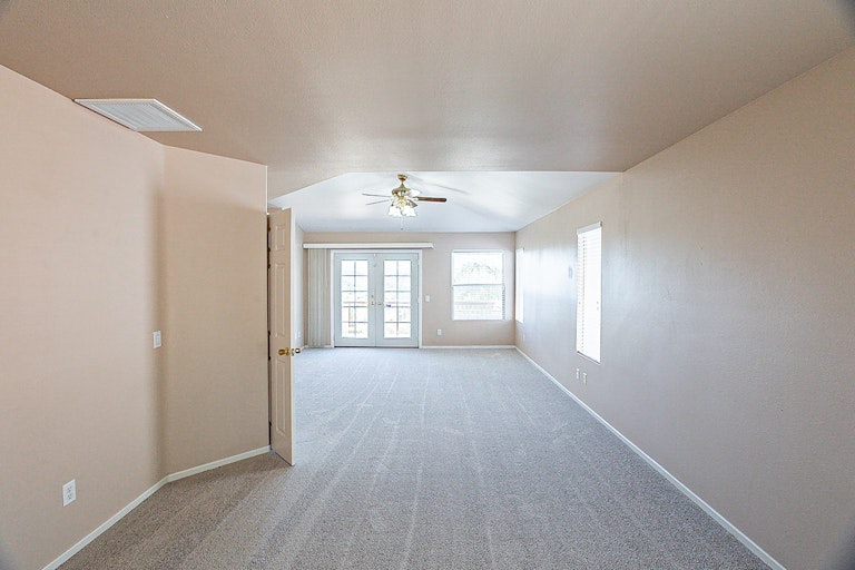 Photo 15 of 22 - 6 Del Santello, Lake Elsinore, CA 92532