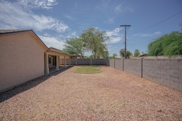 Photo 25 of 27 - 1702 W Onyx Rd, Phoenix, AZ 85021