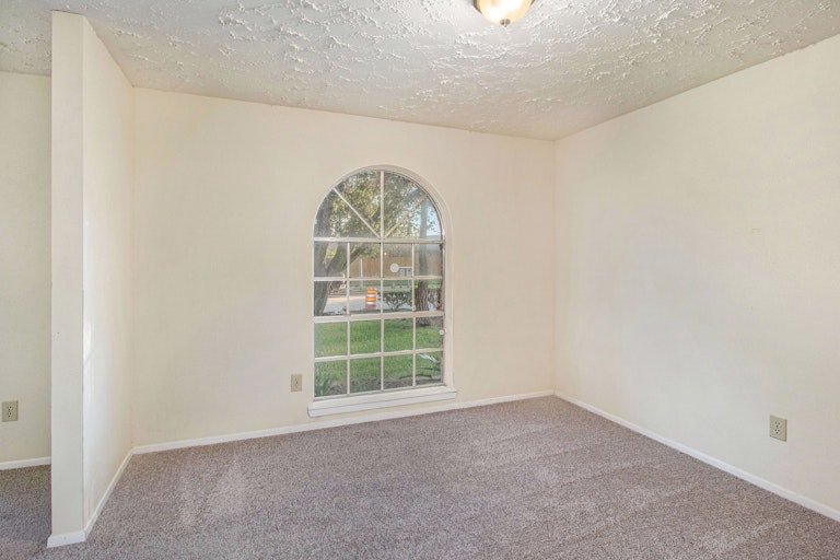 Photo 14 of 17 - 15822 Manfield Dr, Houston, TX 77082