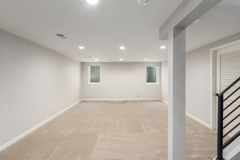 Photo 13 of 19 - 8015 Flower Ct, Arvada, CO 80005
