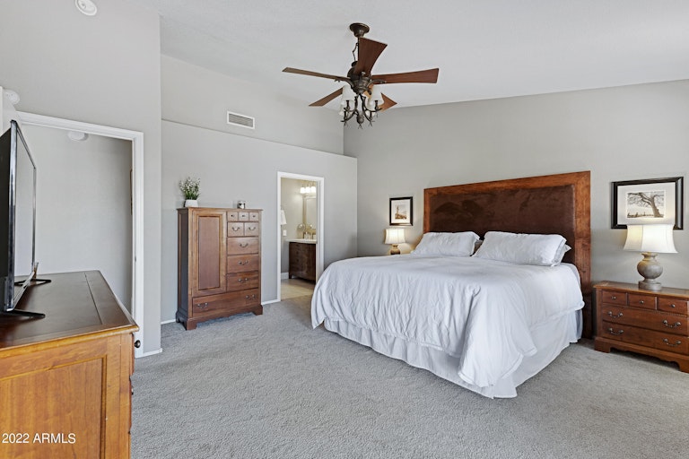 Photo 29 of 41 - 725 S Cheri Lynn Dr, Chandler, AZ 85225