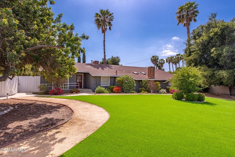 Photo 2 of 54 - 982 E Janss Rd, Thousand Oaks, CA 91360