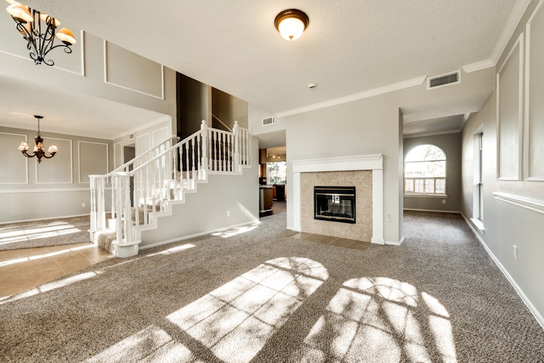 Photo 5 of 31 - 13004 Hermitage Ln, Frisco, TX 75035