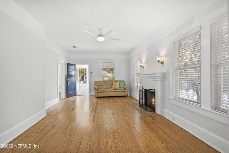 Photo 12 of 43 - 60 Almeria St, Saint Augustine, FL 32084