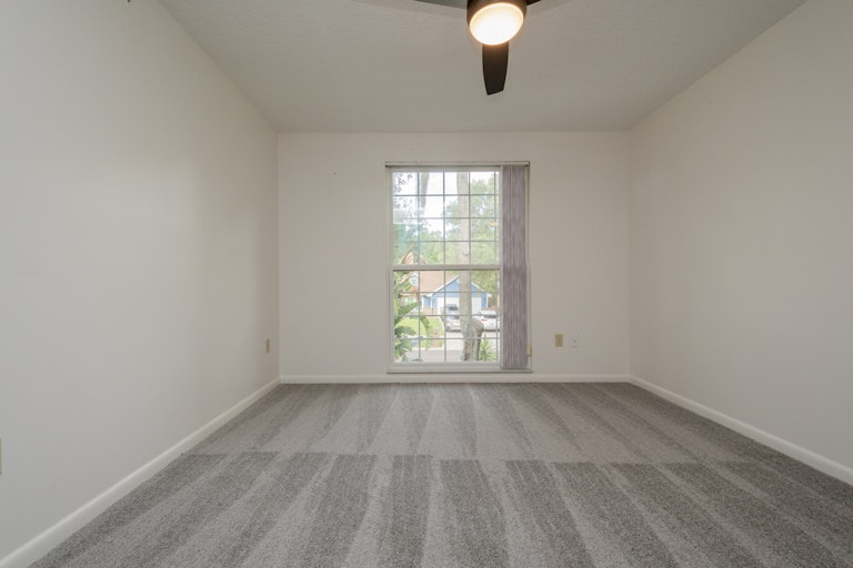 Photo 20 of 37 - 3909 Rosedale Dr, Brandon, FL 33511