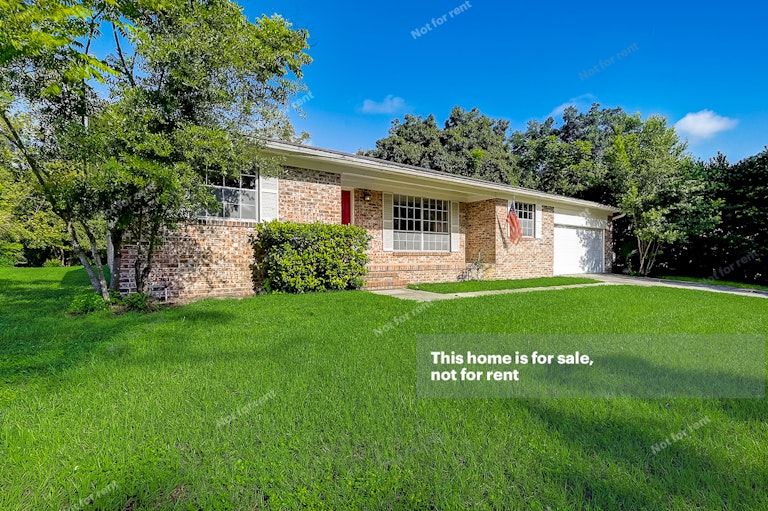 Photo 1 of 35 - 2590 Aquarius Rd, Orange Park, FL 32073