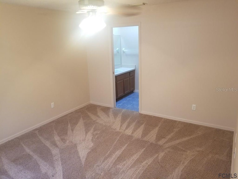 Photo 9 of 16 - 2 Regina Ln, Palm Coast, FL 32164