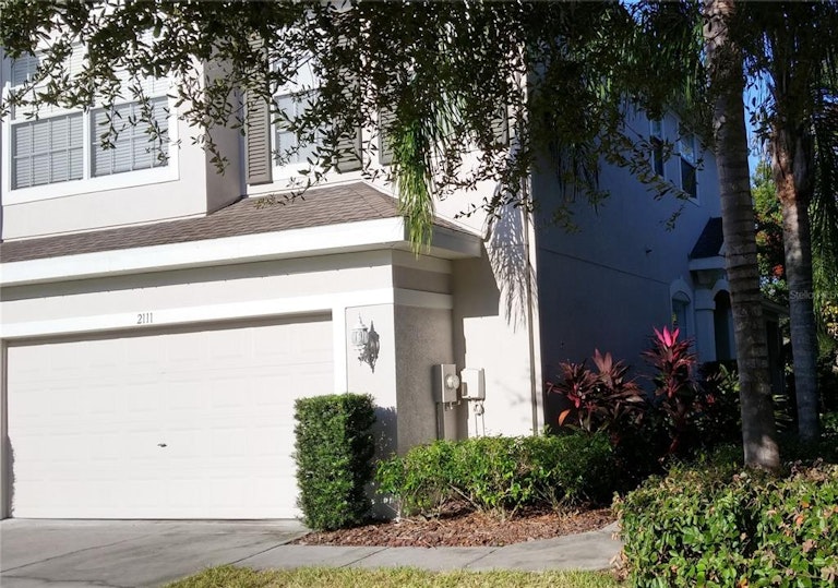 Photo 1 of 24 - 2111 Park Crescent Dr, Land O Lakes, FL 34639