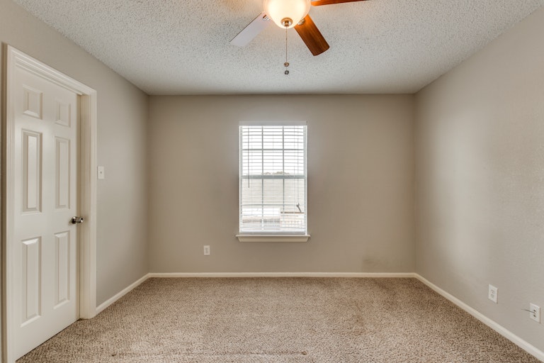 Photo 27 of 33 - 4037 Sendero Trl, Plano, TX 75024