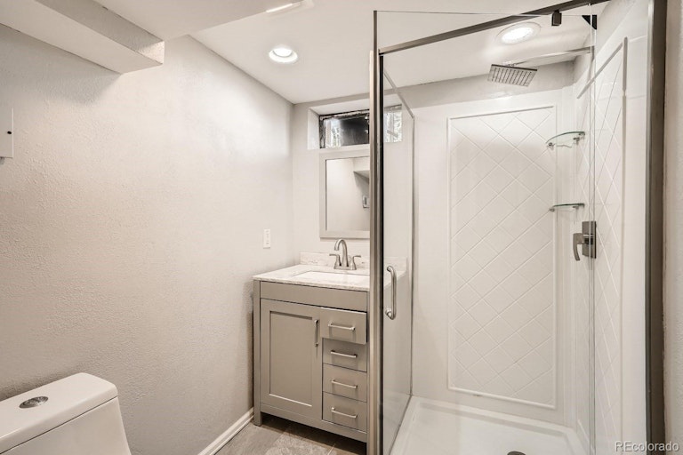 Photo 18 of 19 - 2300 Hanover St, Aurora, CO 80010