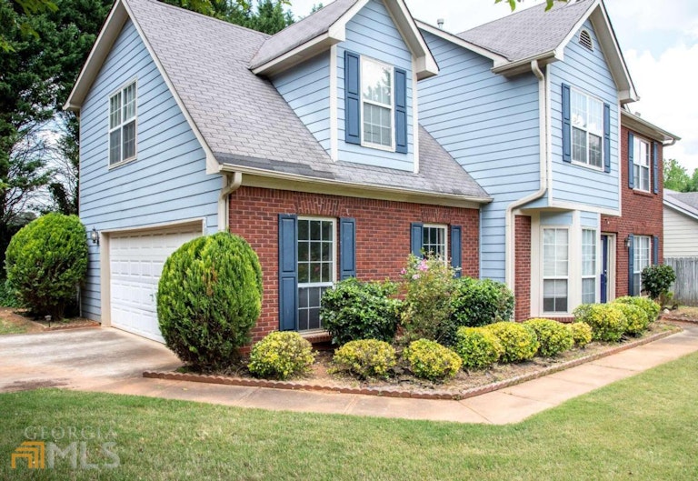 Photo 41 of 46 - 605 Sterling Pointe Ct, Lawrenceville, GA 30043