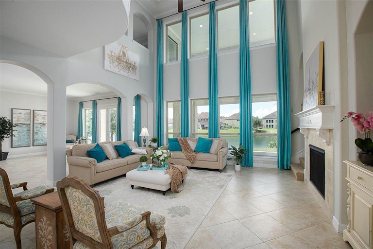 Photo 15 of 48 - 6339 Windermere Park Ln, Sugar Land, TX 77479