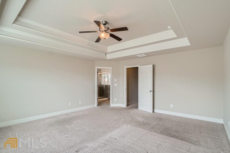 Photo 12 of 26 - 410 Holdings Dr, Lawrenceville, GA 30044
