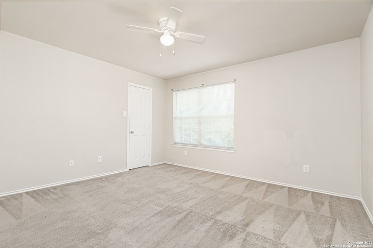 Photo 15 of 21 - 3622 Archer Blvd, New Braunfels, TX 78132