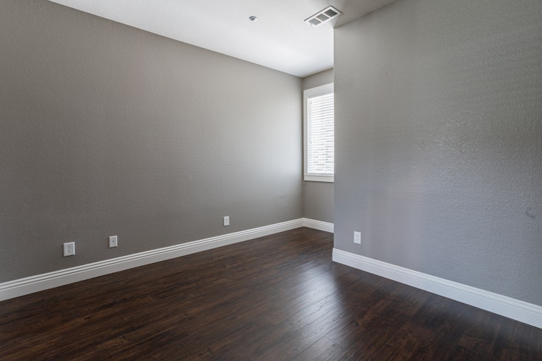 Photo 22 of 26 - 7406 Muir Ct, Highland, CA 92346