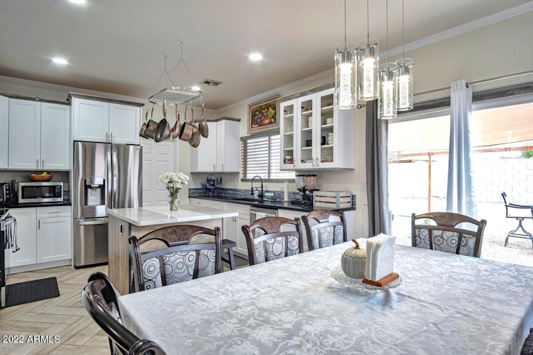 Photo 5 of 15 - 2272 W 22nd Ave, Apache Junction, AZ 85120