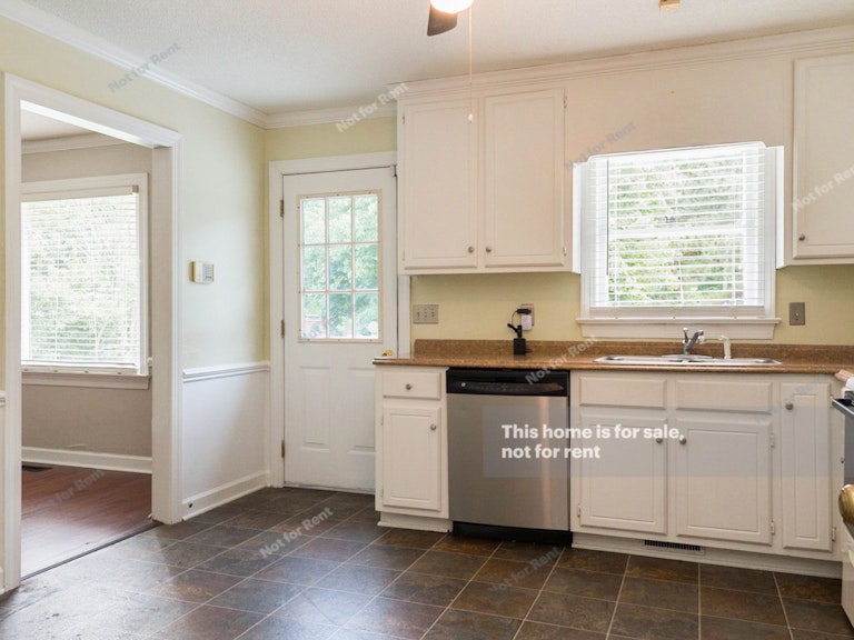 Photo 7 of 23 - 9121 Ferrell Rd, Zebulon, NC 27597