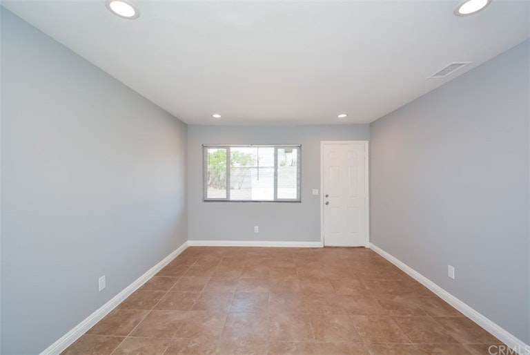 Photo 6 of 16 - 24586 Covington Way, Moreno Valley, CA 92557