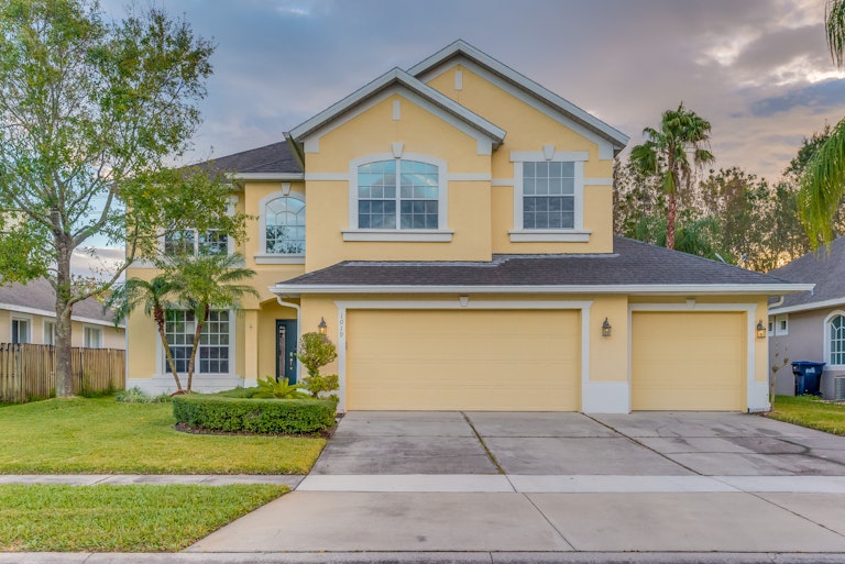 Photo 1 of 33 - 1019 Landview Ct, Orlando, FL 32828